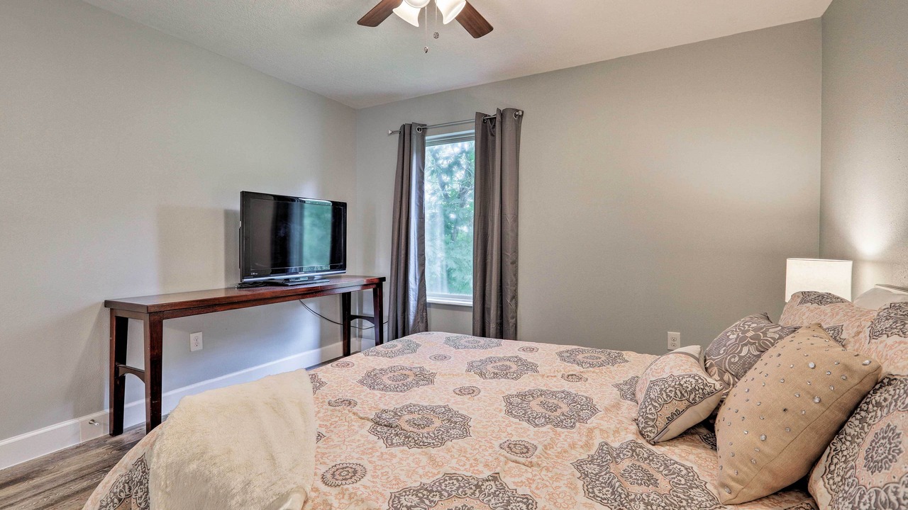 Photo of Bedroom in Barrett