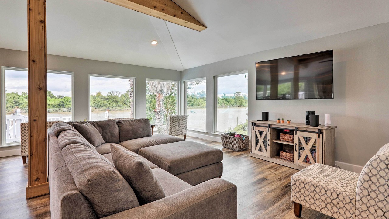 Photo of Livingroom in Barrett