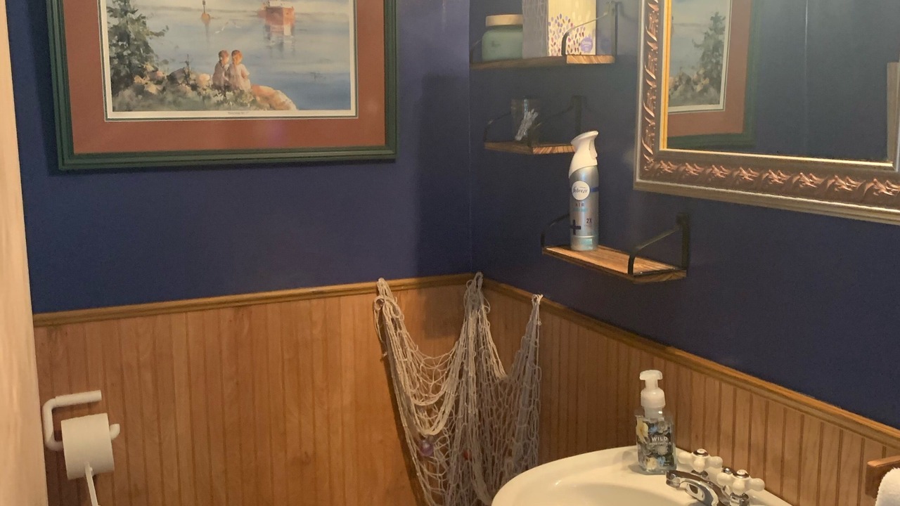Photo of Bathroom in Barbeau