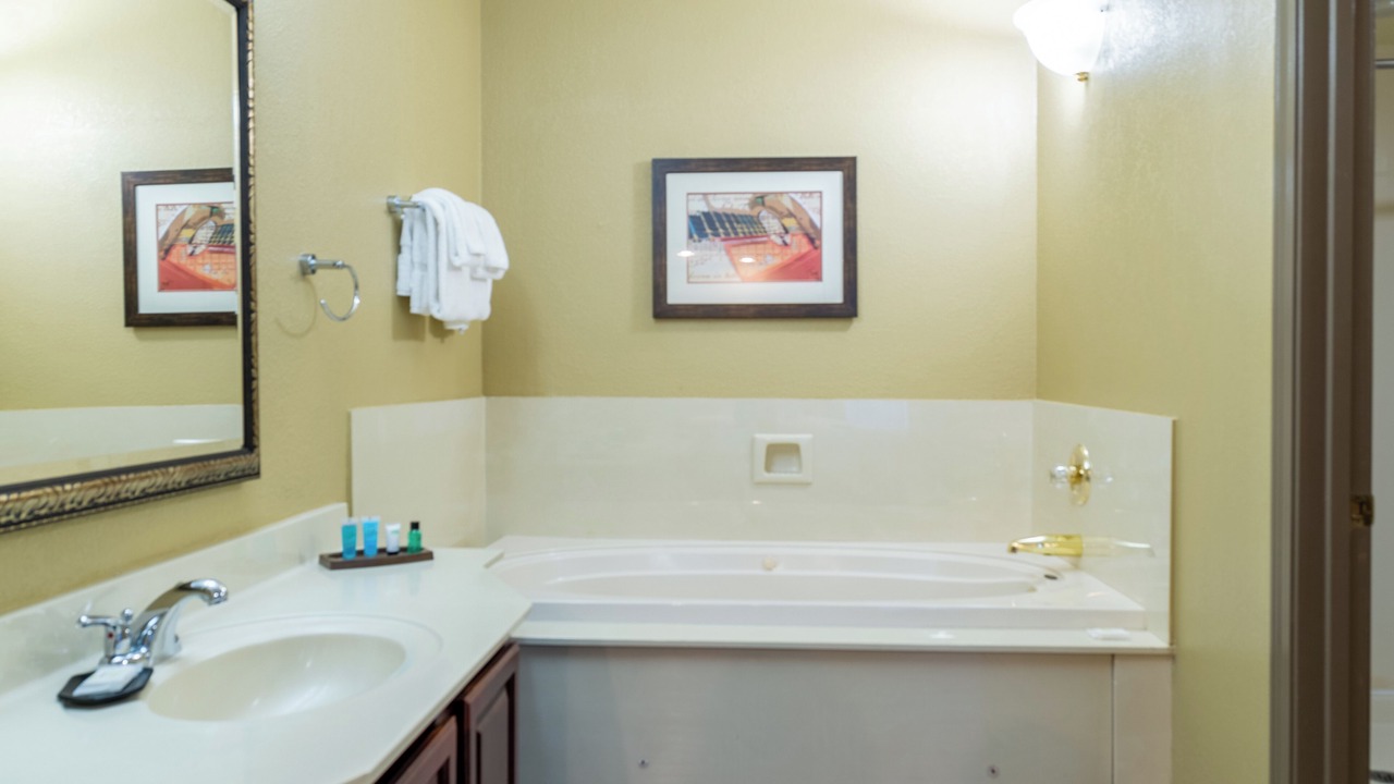 Photo of Bathroom in Pennington Bend