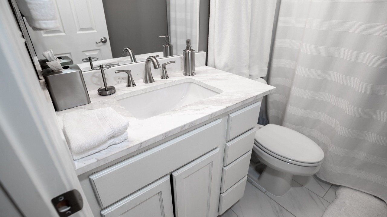 Photo of Bathroom in Pinch District