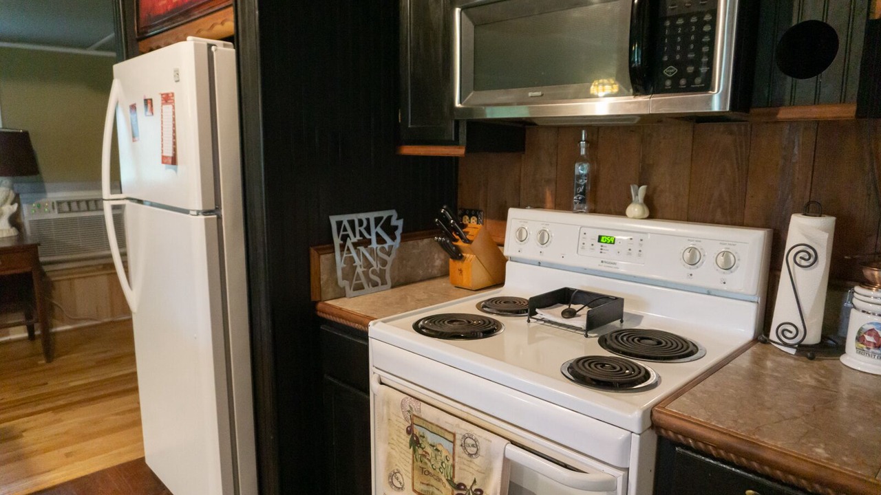 Photo of Kitchen in Horseshoe Lake