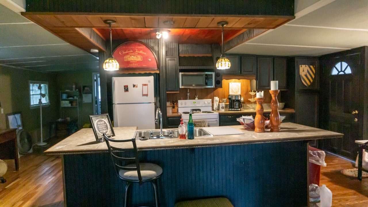 Photo of Kitchen in Horseshoe Lake