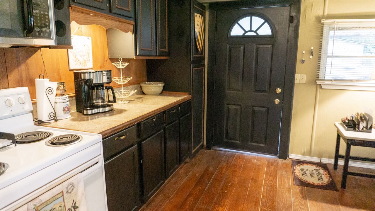 Photo of Kitchen in Horseshoe Lake