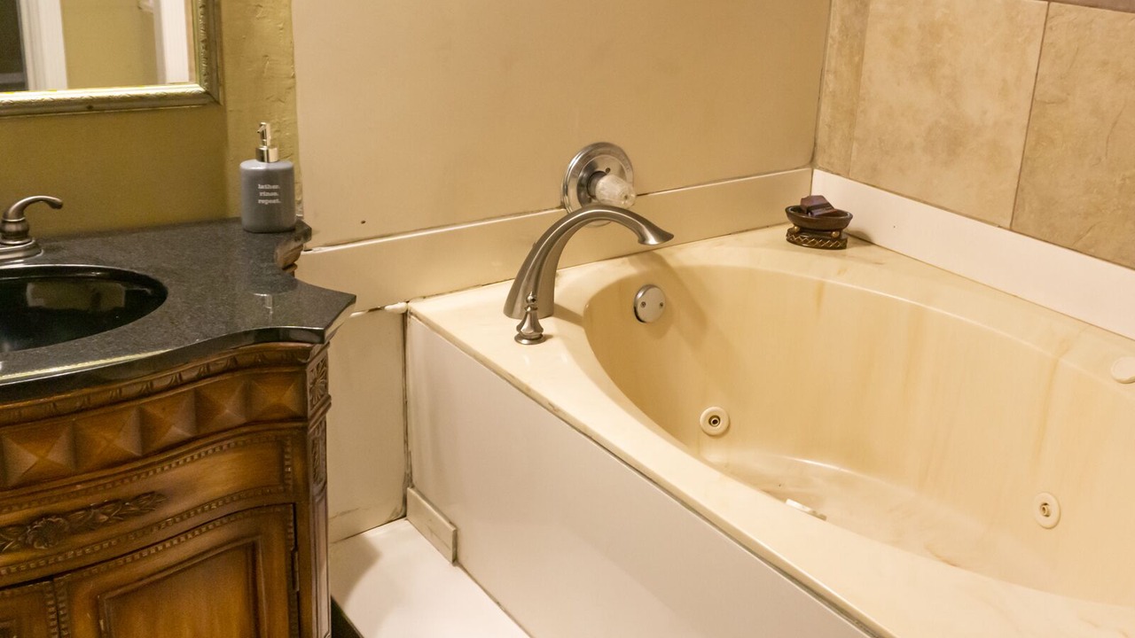 Photo of Bathroom in Horseshoe Lake