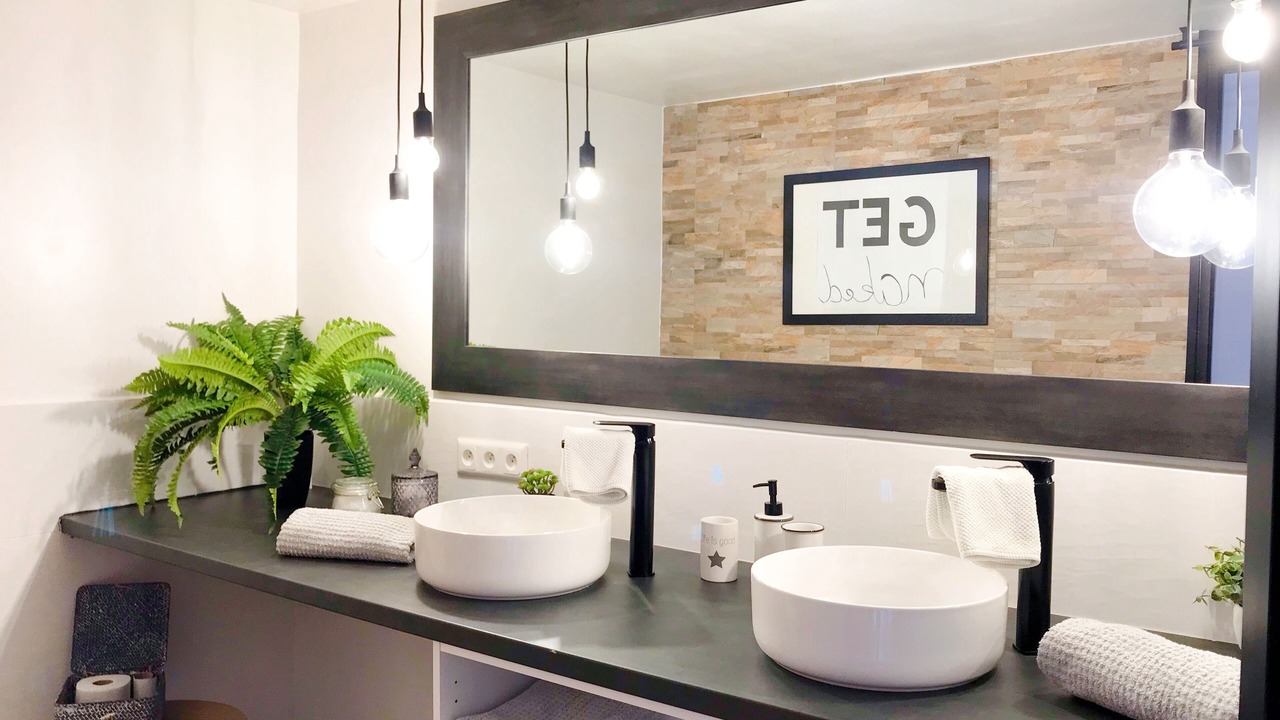 Photo of Bathroom in Fitou