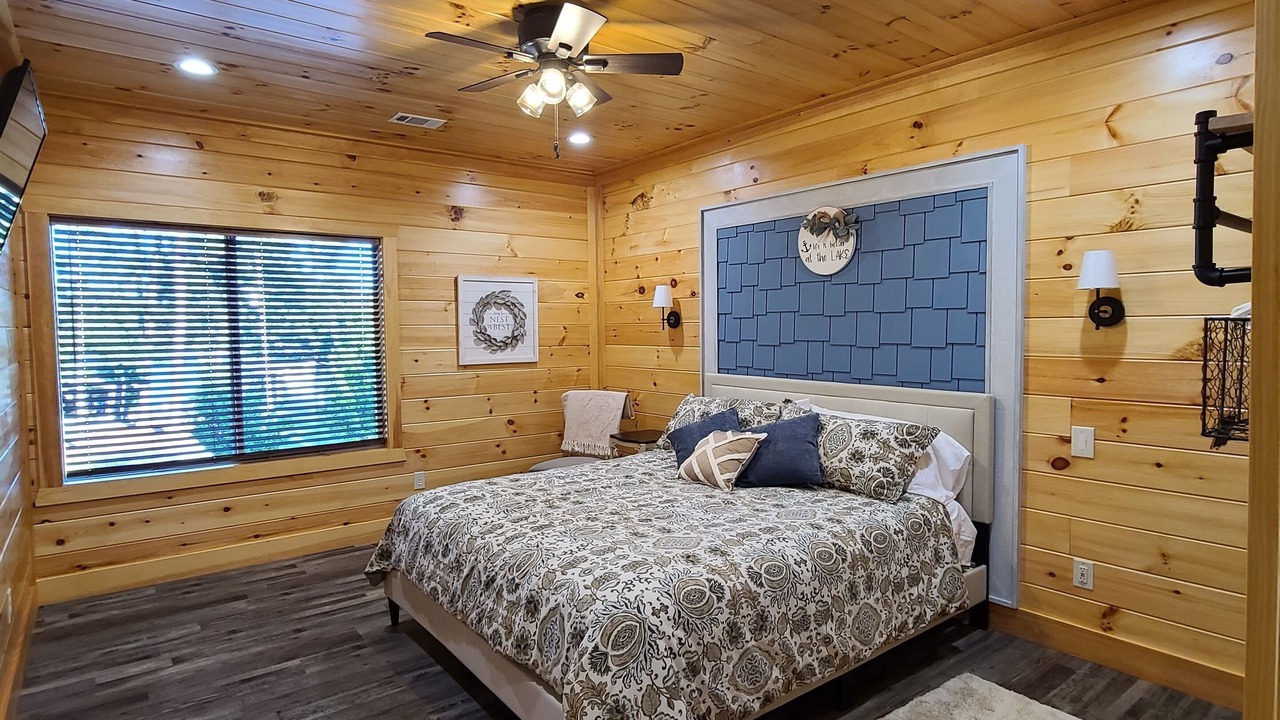 Photo of Bedroom in Eatonton
