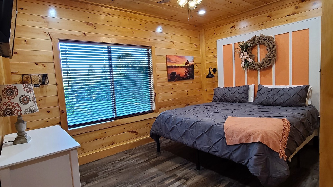 Photo of Bedroom in Eatonton