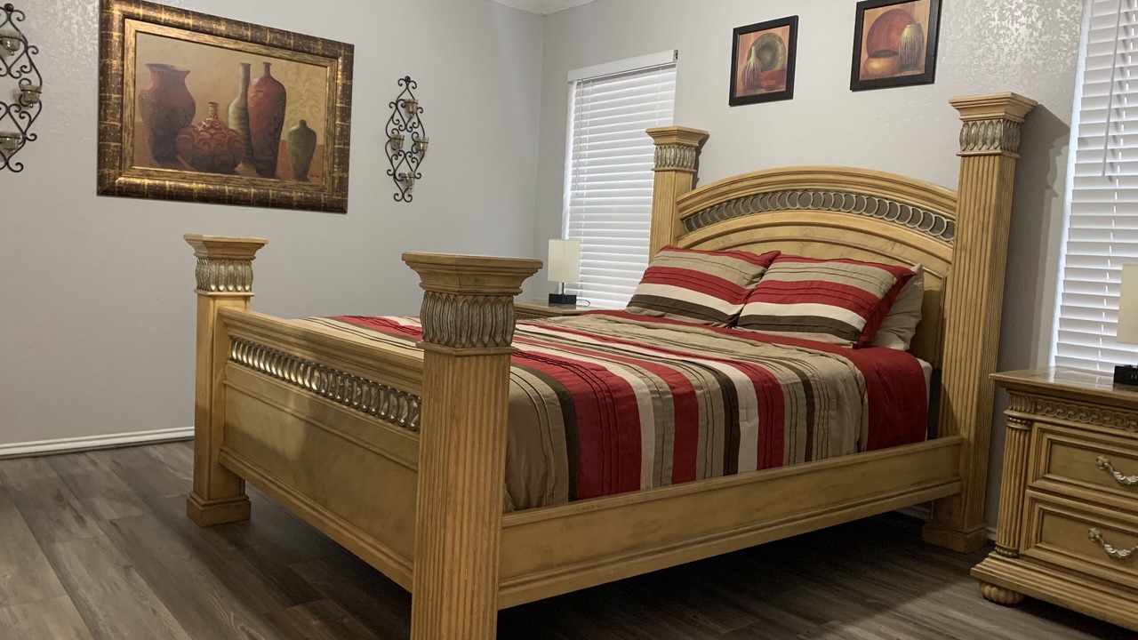 Photo of Bedroom in Fossil Creek