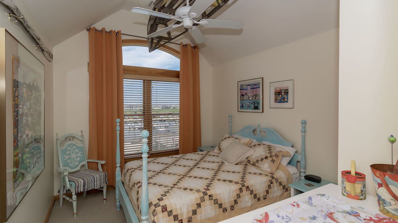 Photo of Bedroom in Holgate