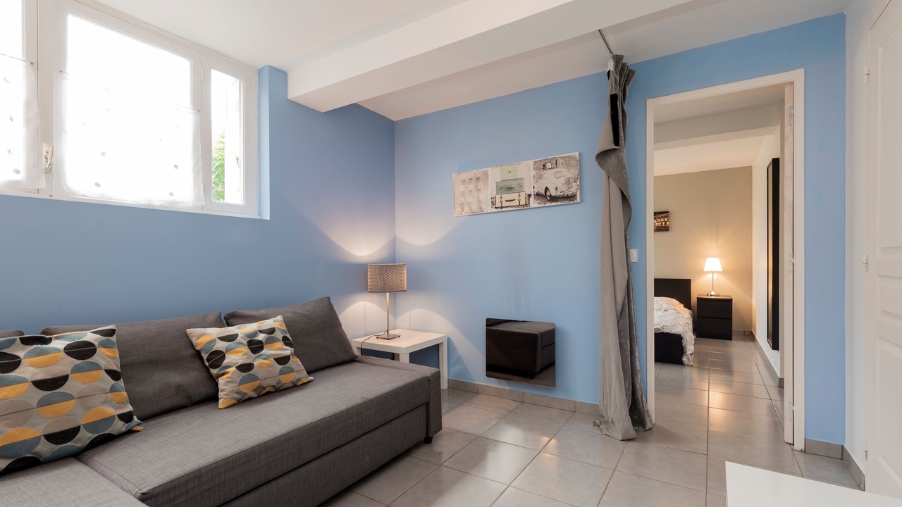 Photo of Livingroom in Minimes - Barriere de Paris