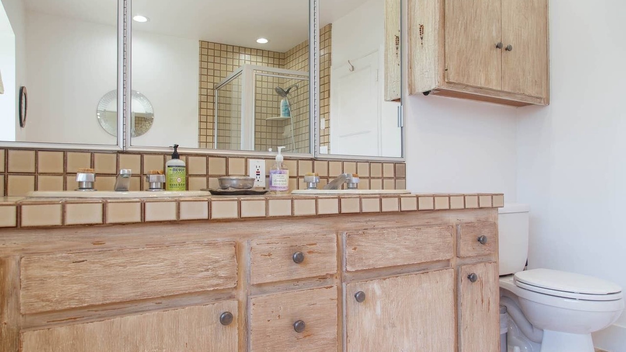 Photo of Bathroom in Sherman Oaks