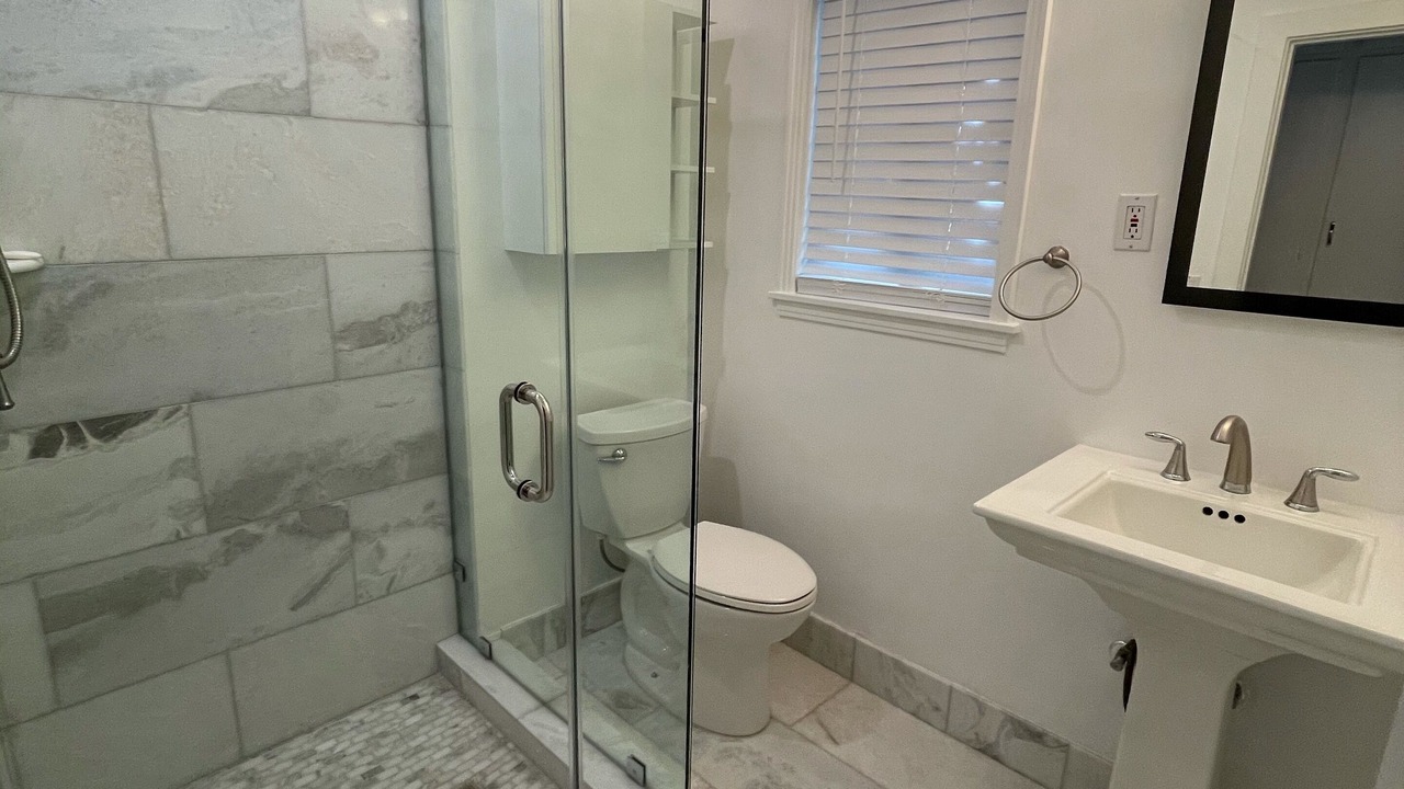 Photo of Bathroom in Sherman Oaks
