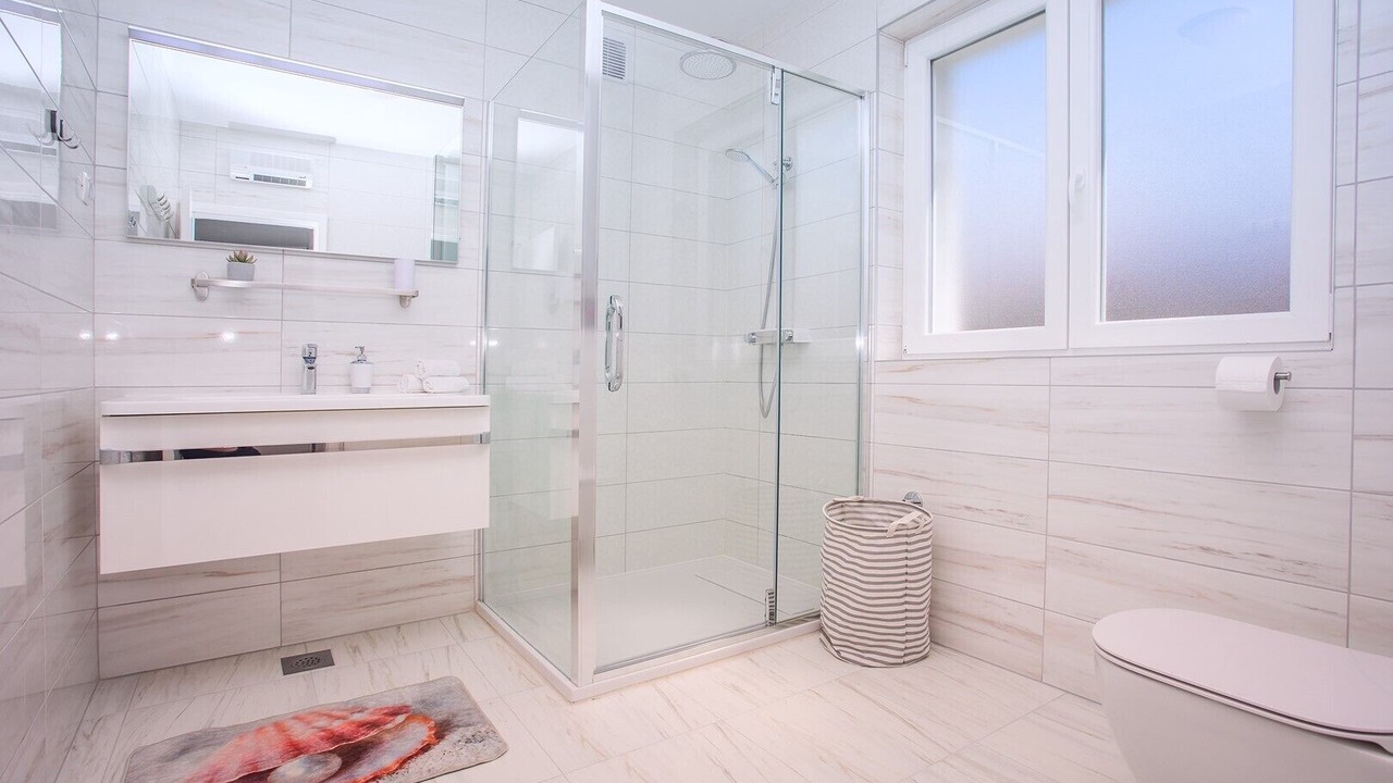Photo of Bathroom in Okrug Gornji
