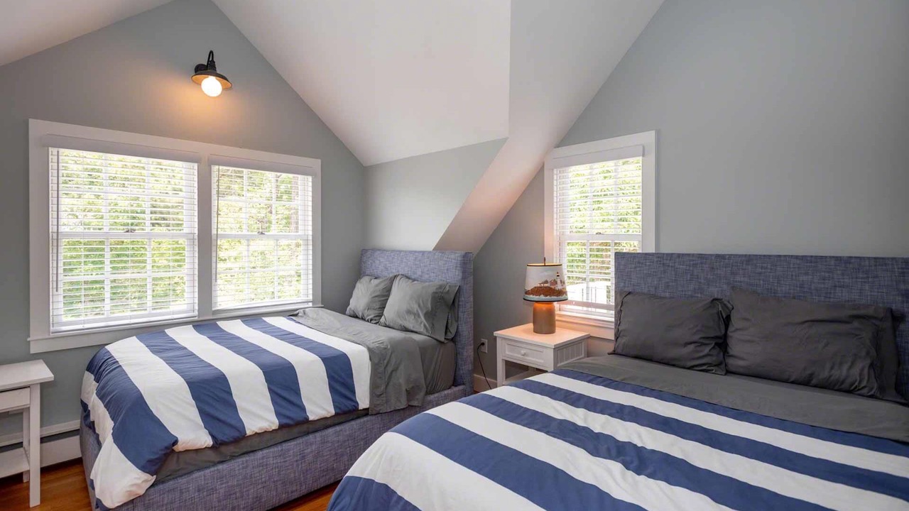 Photo of Others in Tisbury