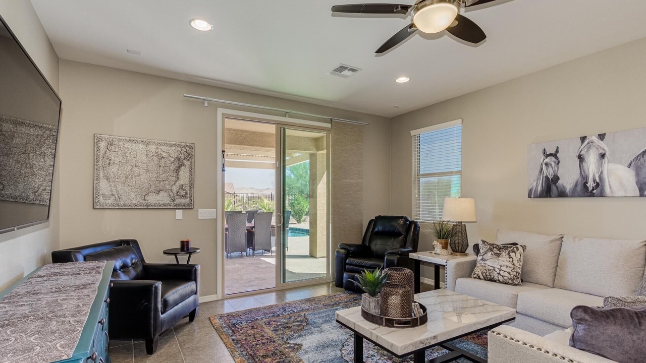 Photo of Bedroom in Montecito in Estrella