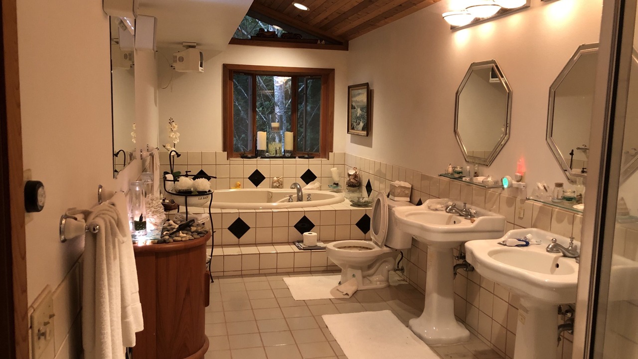 Photo of Others in Shelton