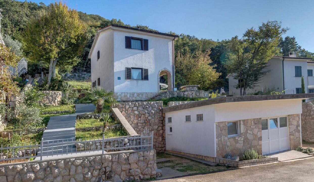 Photo of Outdoor in Porozina