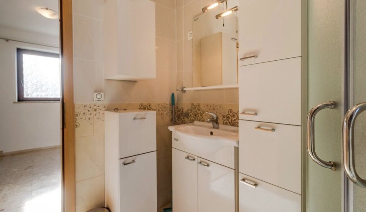 Photo of Bathroom in Porozina