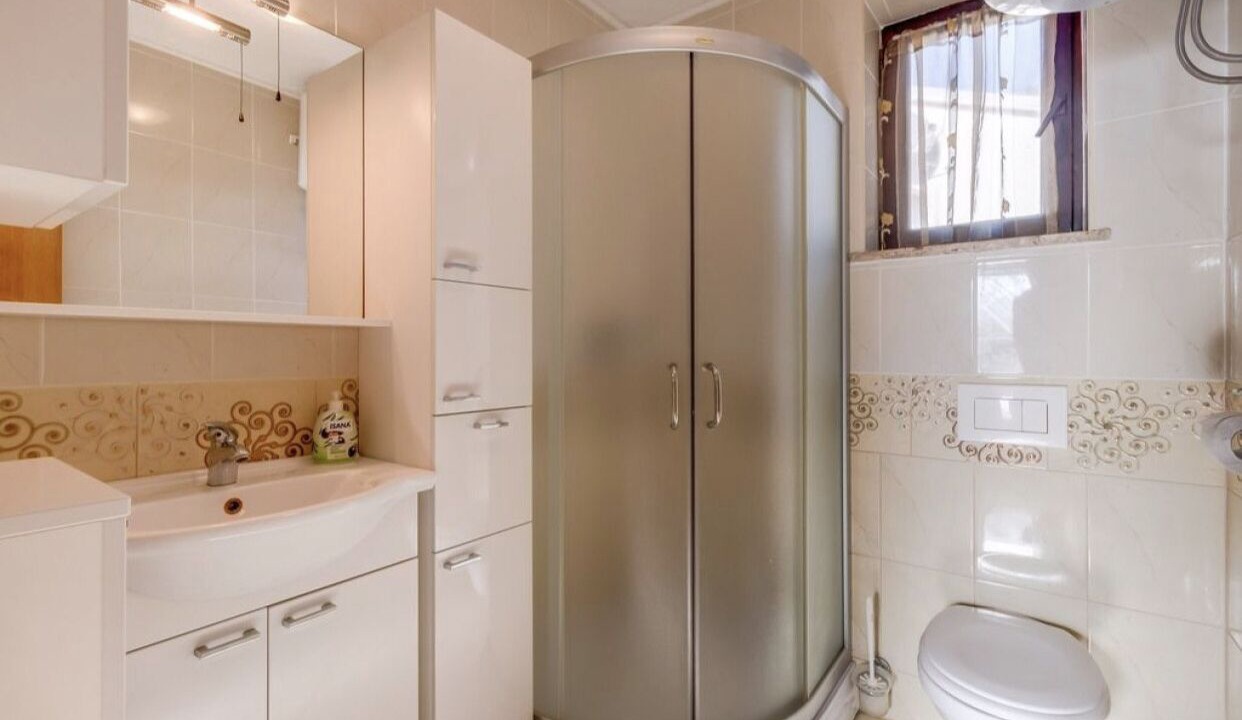 Photo of Bathroom in Porozina