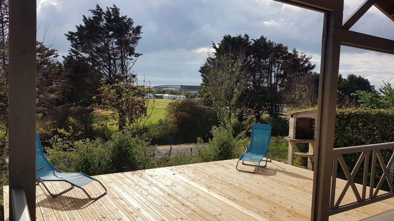 Photo of Patio Balcony in Grandcamp-Maisy