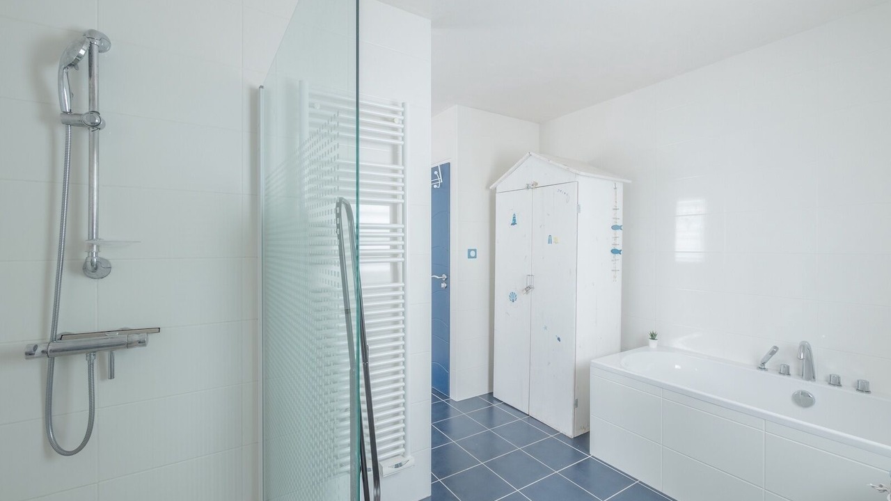 Photo of Bathroom in Saint-Hilaire-la-Foret