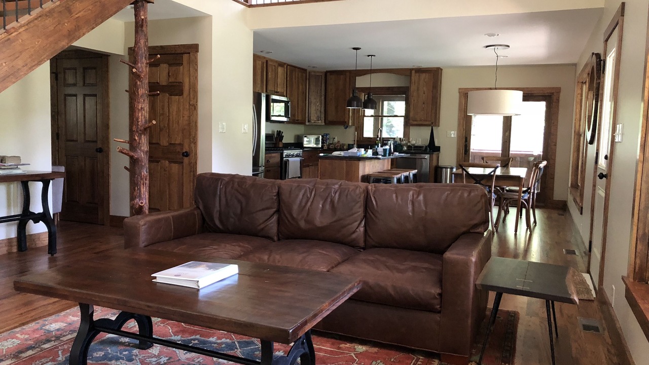 Photo of Livingroom in Millboro