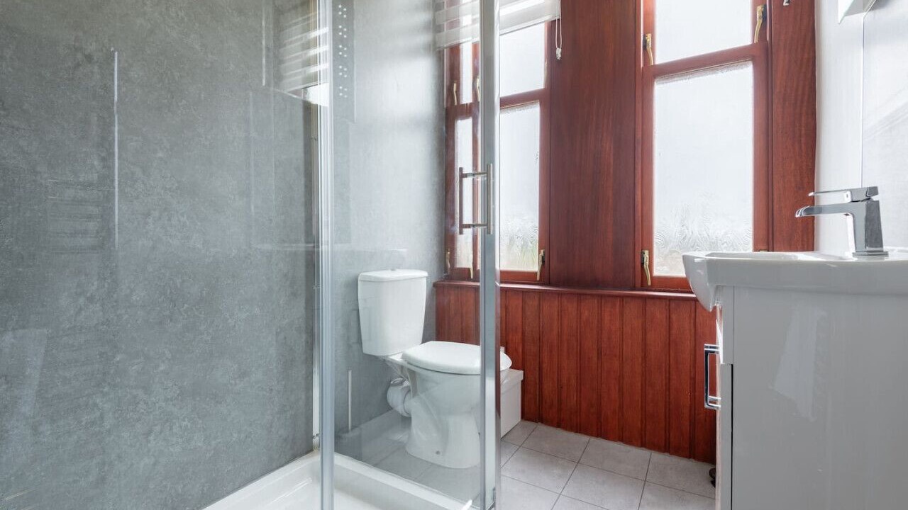 Photo of Bathroom in Glenisla