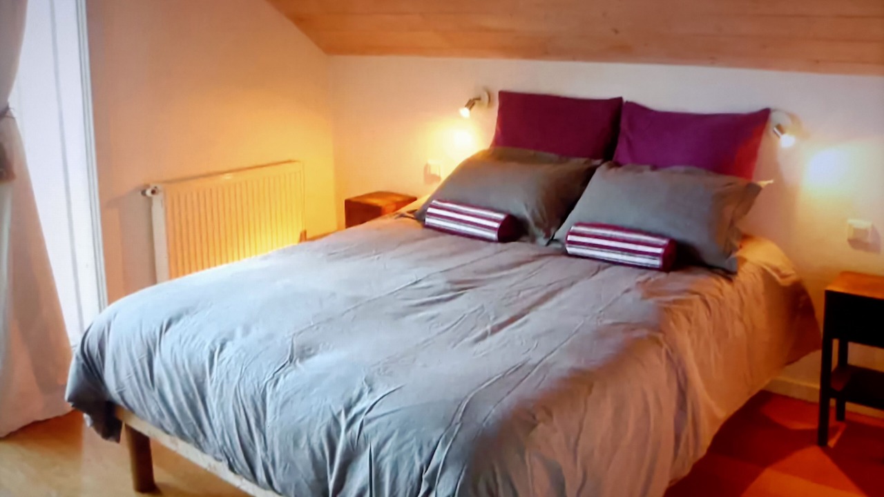 Photo of Bedroom in Pugny-Chatenod