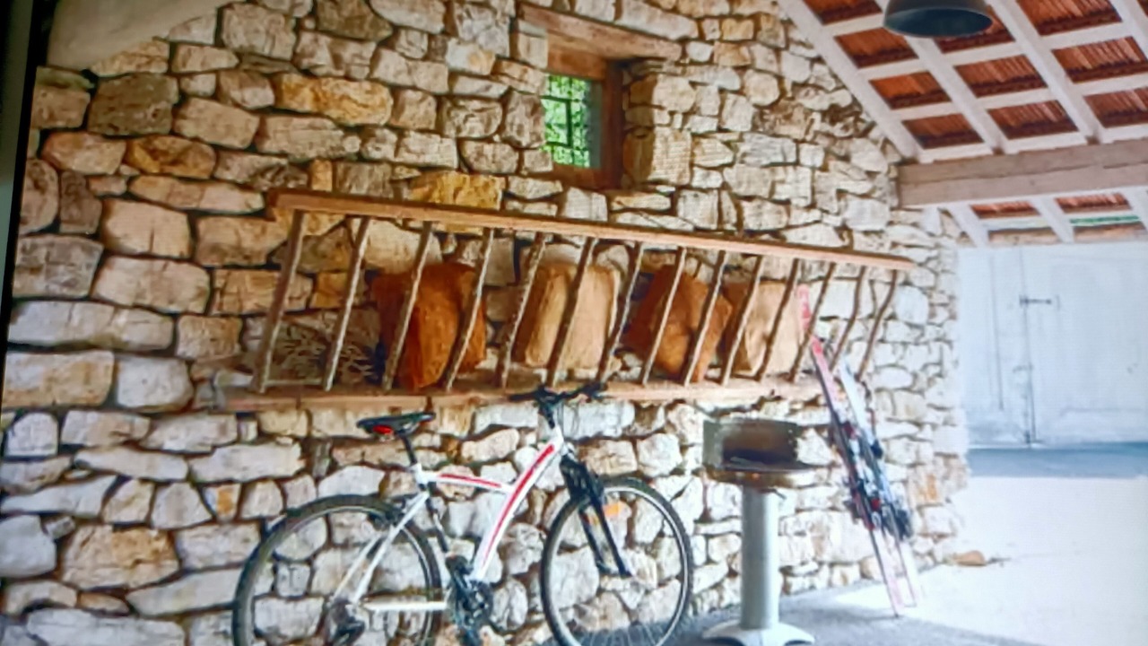 Photo of Others in Pugny-Chatenod