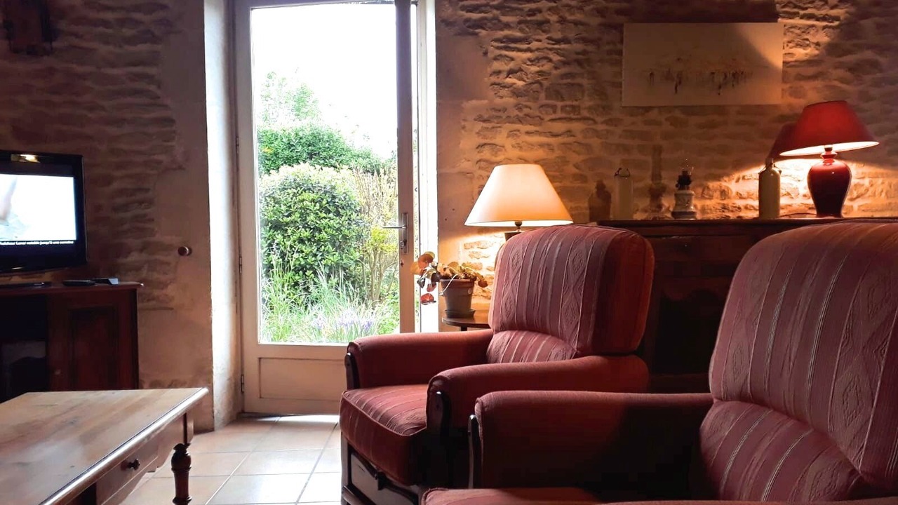 Photo of Livingroom in Maille