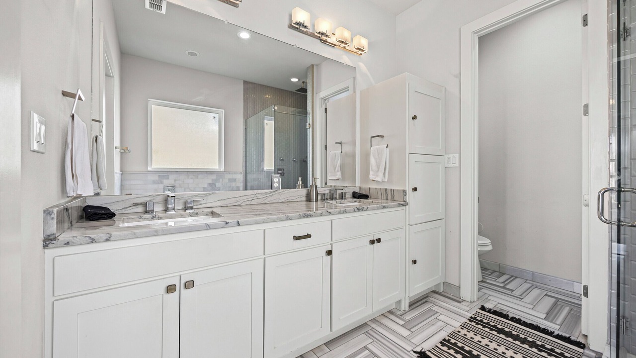 Photo of Bathroom in Old East Dallas