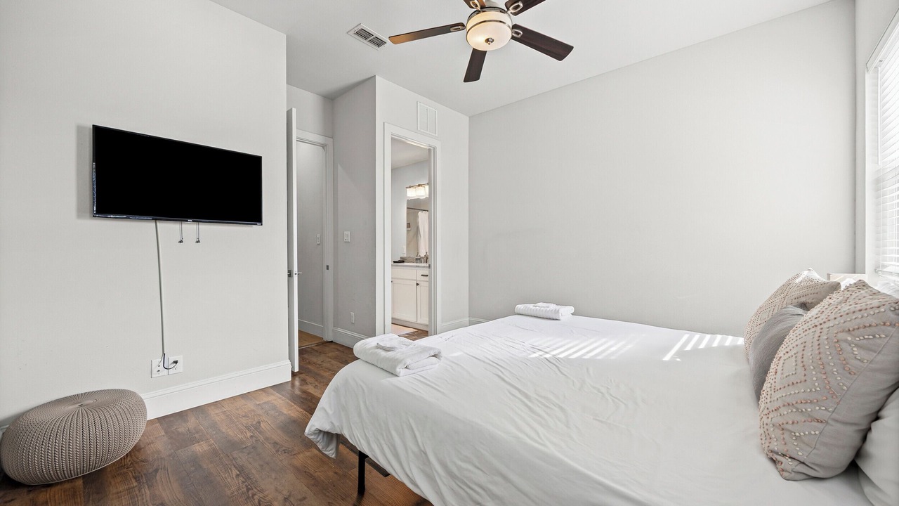Photo of Bedroom in Old East Dallas