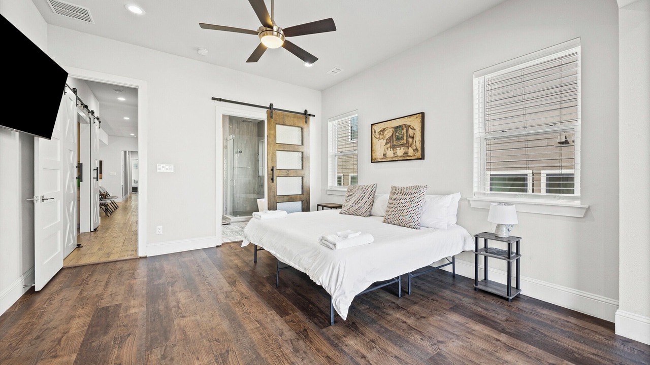 Photo of Bedroom in Old East Dallas