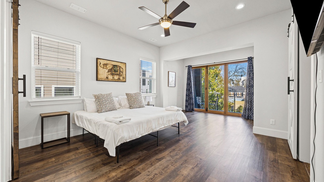 Photo of Bedroom in Old East Dallas