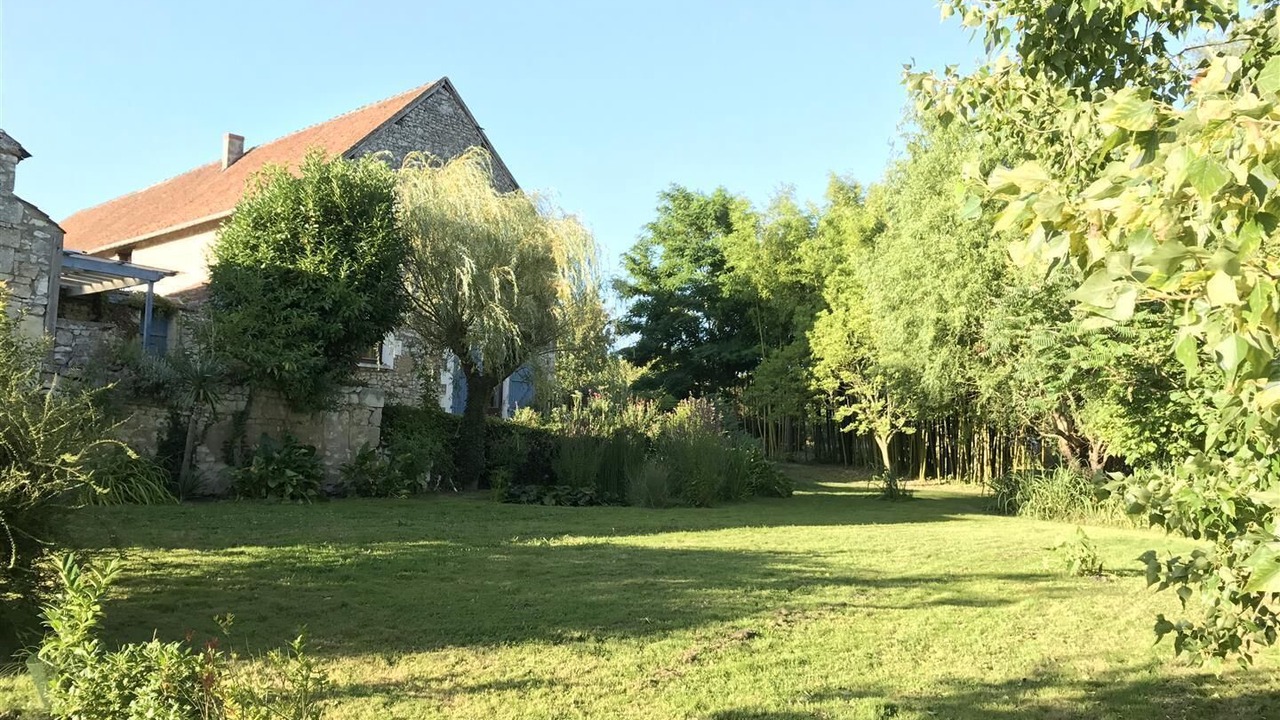 Photo of Outdoor in La Celle-Saint-Avant