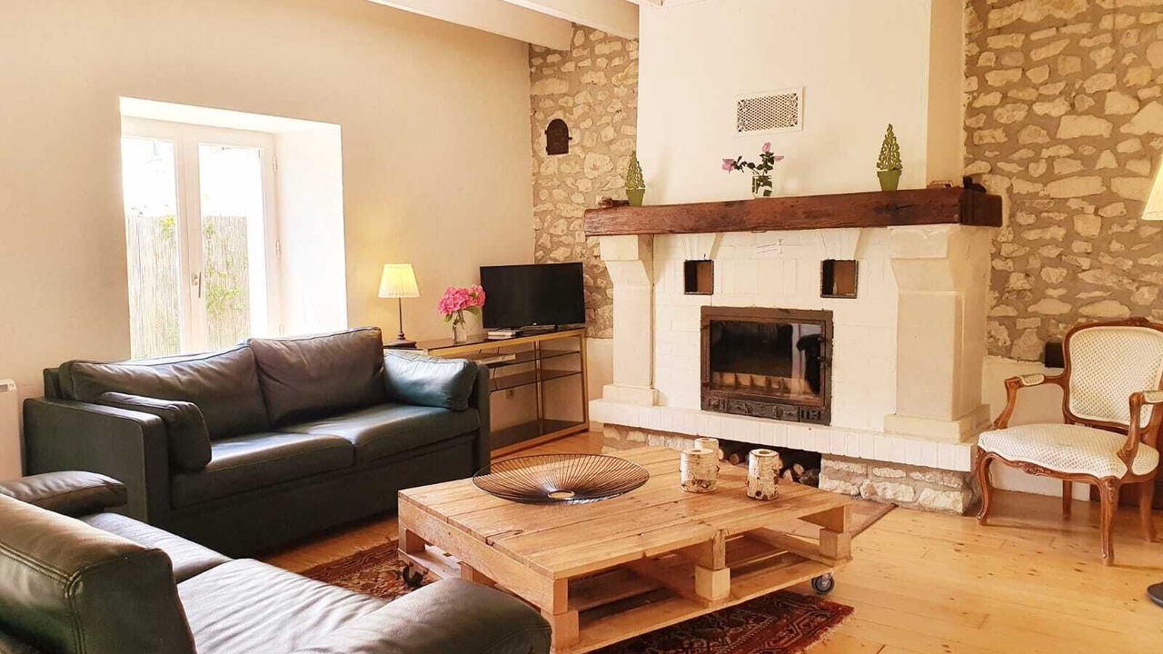 Photo of Livingroom in La Celle-Saint-Avant