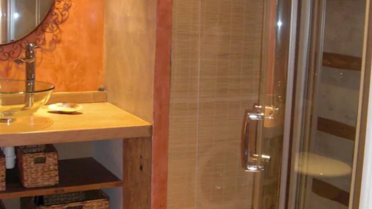 Photo of Bathroom in Laloubere