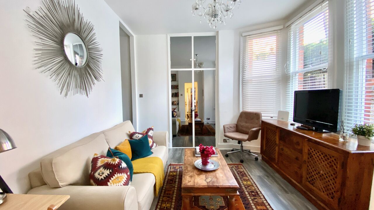 Photo of Livingroom in Frognal and Fitzjohns