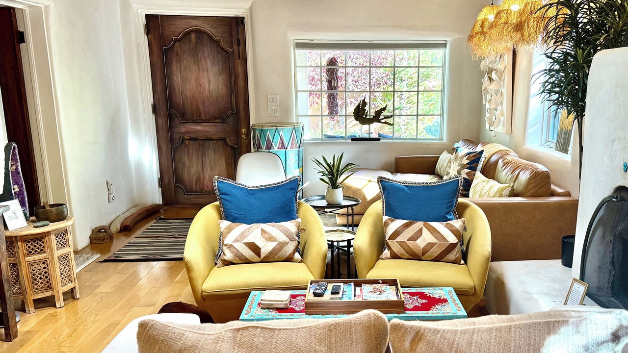 Photo of Livingroom in Northeast Santa Fe