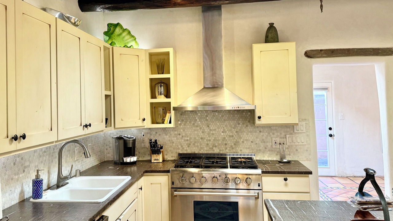 Photo of Kitchen in Northeast Santa Fe