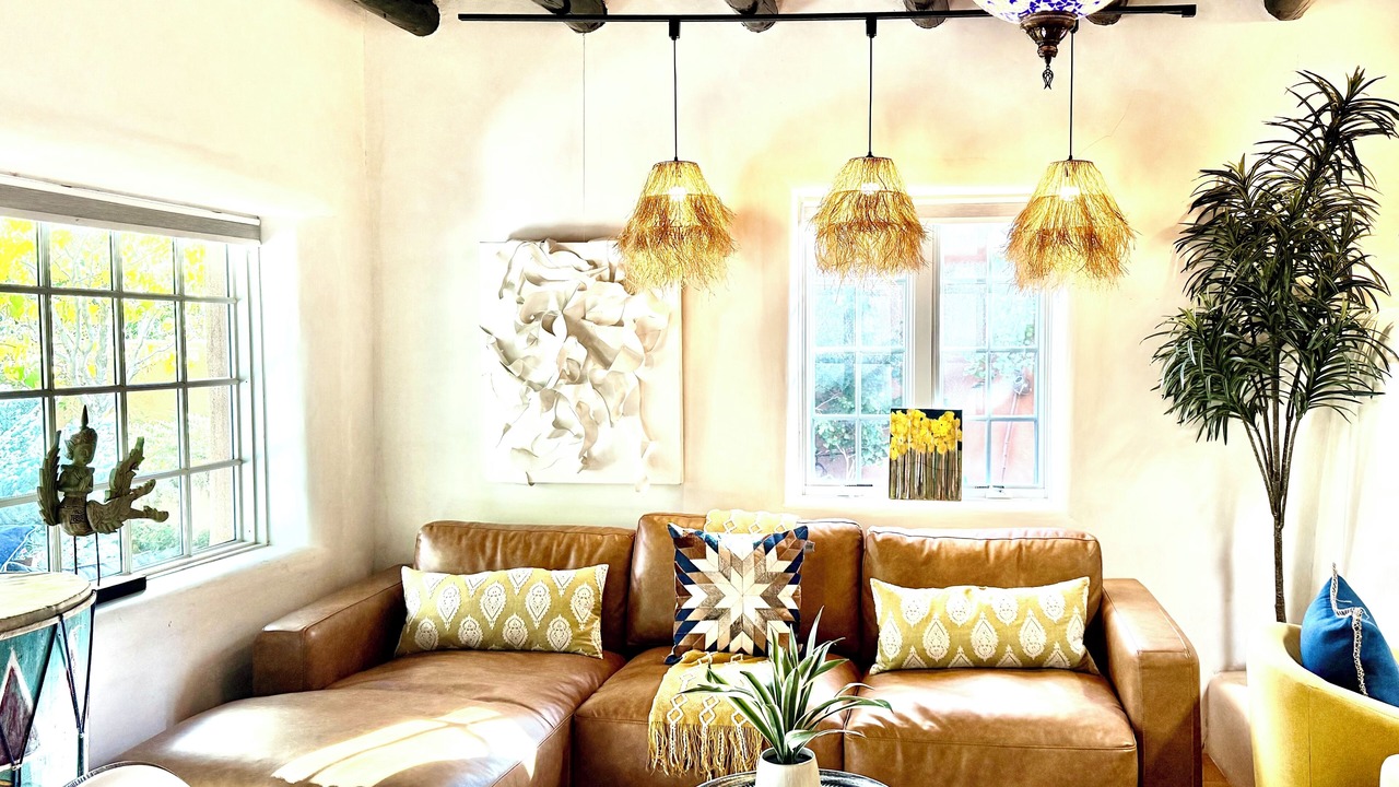 Photo of Livingroom in Northeast Santa Fe