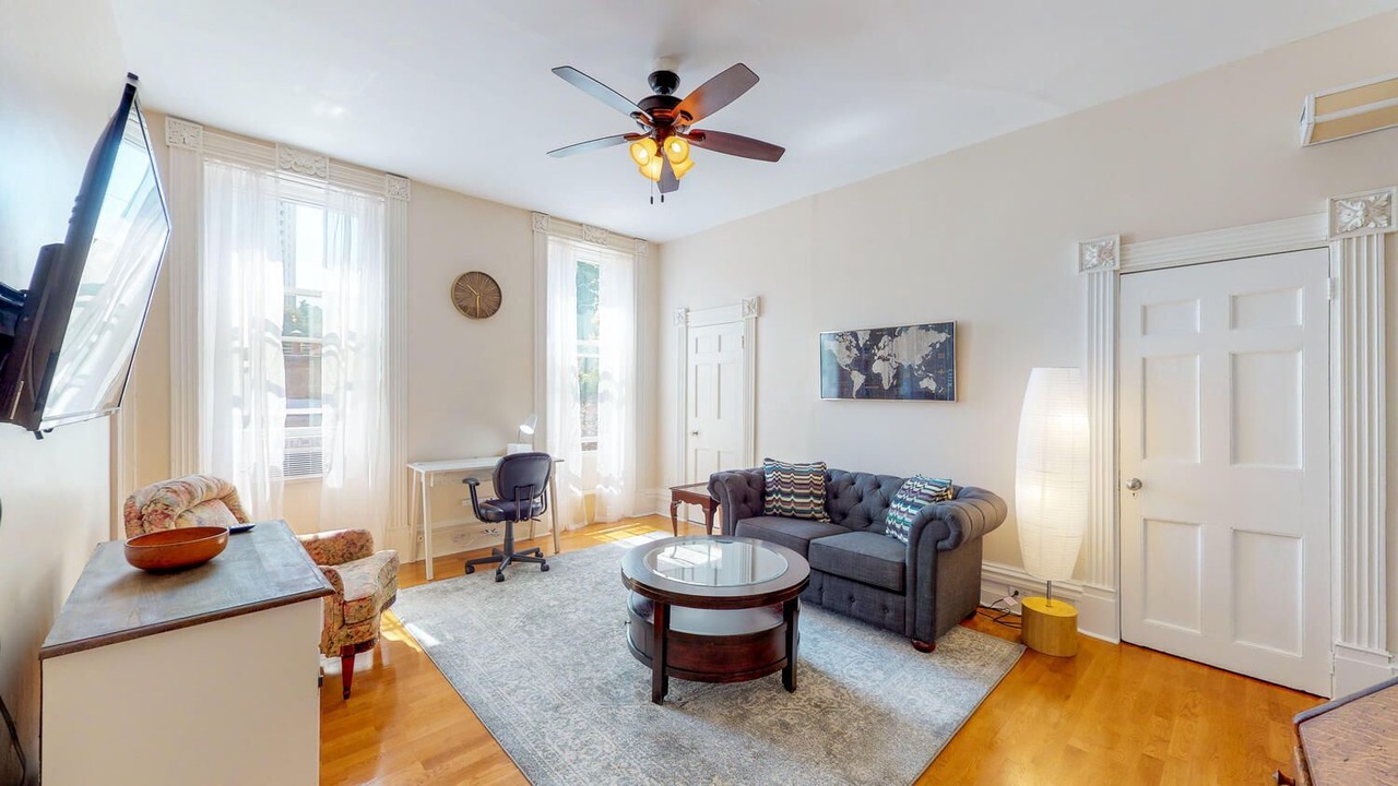 Photo of Livingroom in Troy