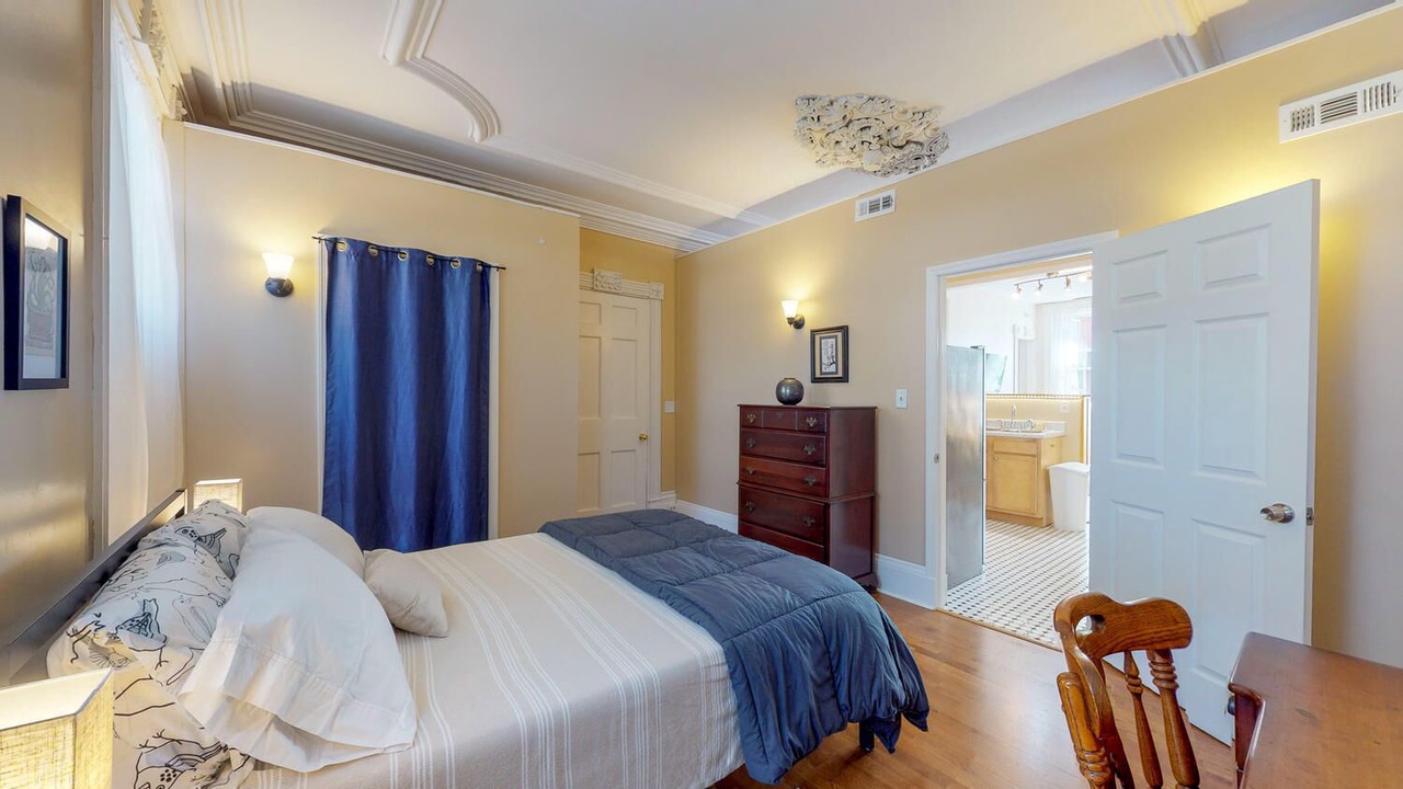 Photo of Bedroom in Troy