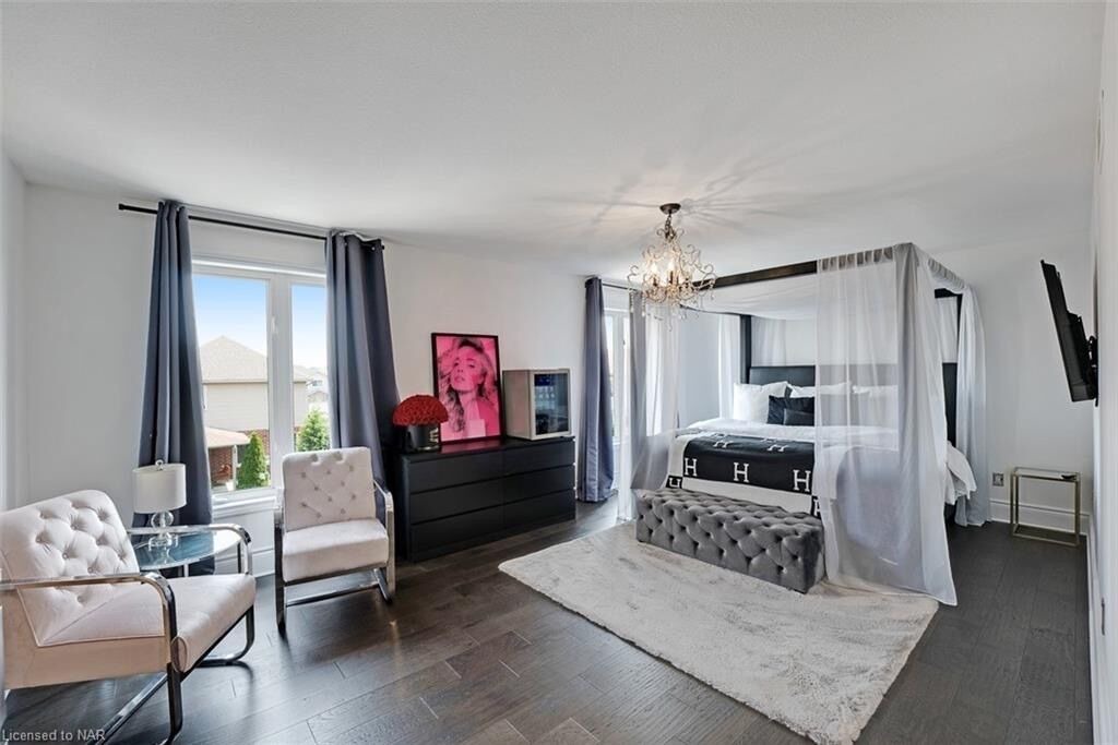 Photo of Bedroom in Niagara Falls