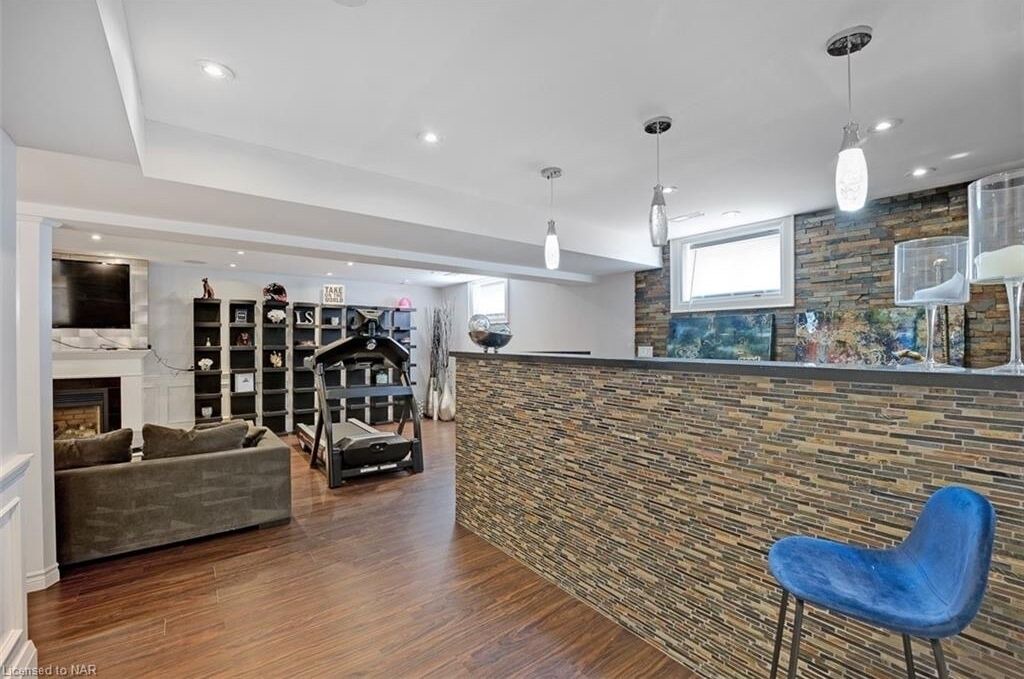 Photo of Others in Niagara Falls