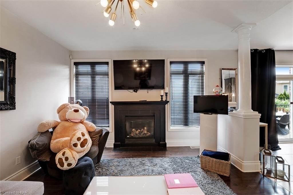 Photo of Livingroom in Niagara Falls