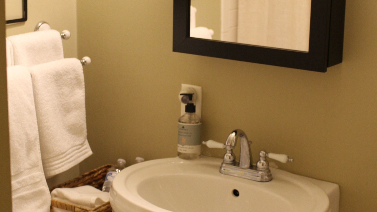 Photo of Bathroom in Alamogordo