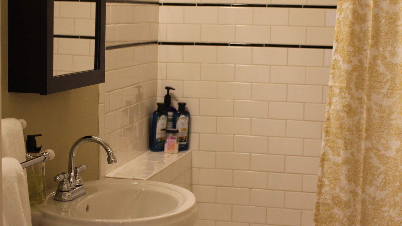 Photo of Bathroom in Alamogordo