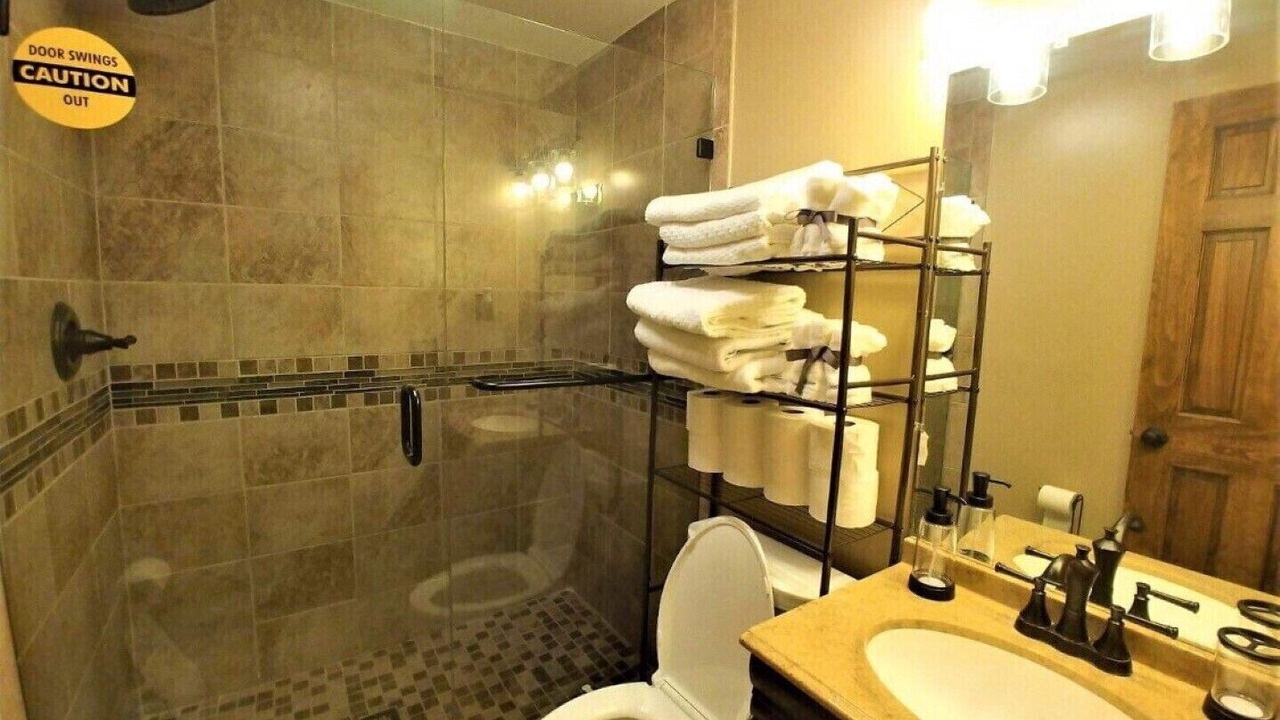 Photo of Bathroom in Sevierville